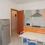 Lejlighed Renovated Flat Next To The Beach-beahost *