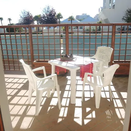 Renovated Flat Next To The - Beahost 아파트 비비오네