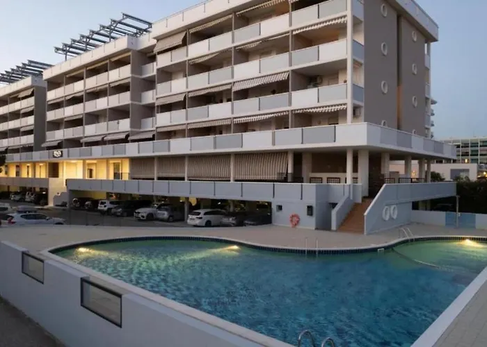 Διαμέρισμα Renovated Flat Next To The Beach-beahost